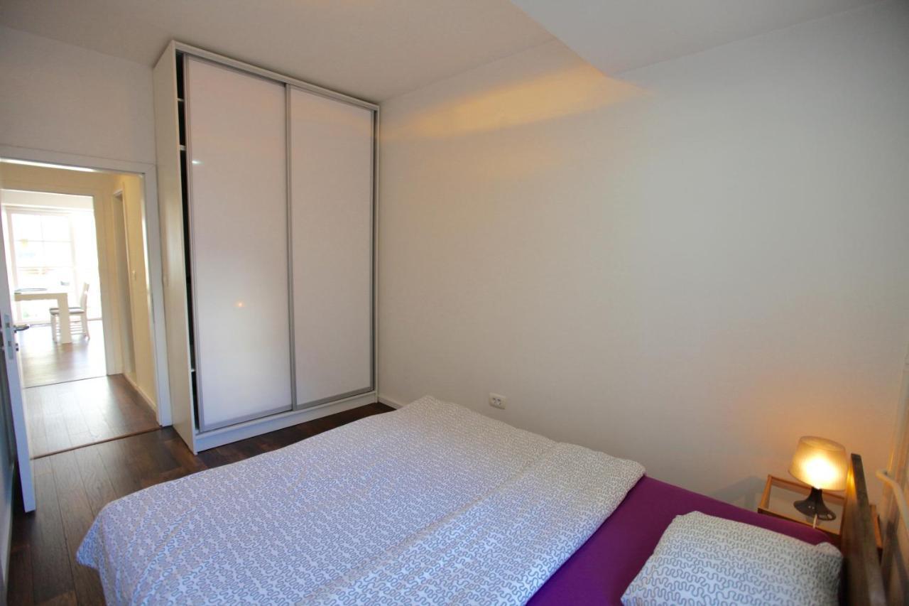 Brick Apartment On Macedonia Pedestrian Street Скоп'є Екстер'єр фото